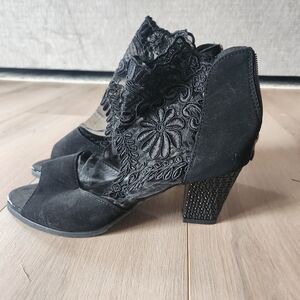 Black lace heels